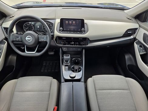 Used 2021 Nissan Rogue SV image 13