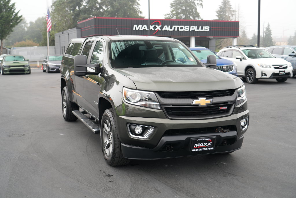 Used 2018 Chevrolet Colorado Z71 AWD/4WD image 2