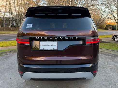 New 2026 Land Rover Discovery Limited Edition image 4