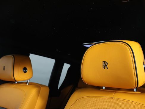 Certified 2022 Rolls-Royce Cullinan w/ Cullinan Package AWD/4WD image 33