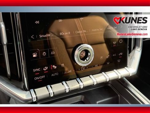 New 2026 GMC Acadia AT4 w/ Luxury Package AWD/4WD image 33