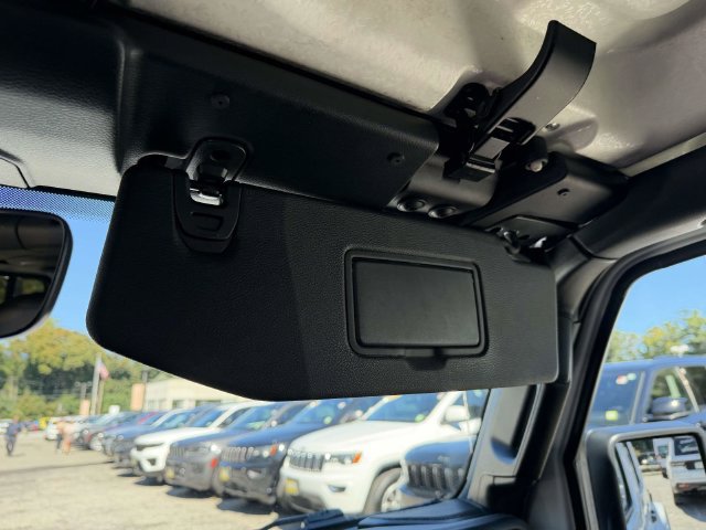 Used 2023 Jeep Wrangler Unlimited Sahara w/ Cold Weather Group AWD/4WD image 42