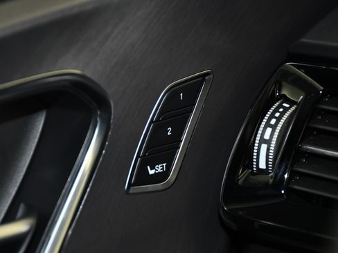 Certified 2025 Acura RDX SH-AWD image 33