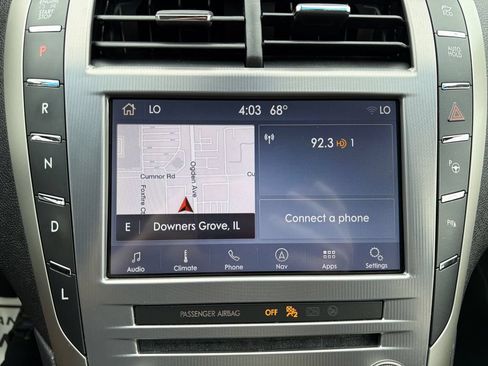 Used 2019 Lincoln MKZ Reserve FWD image 12
