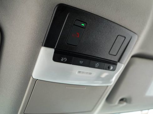 Used 2025 Nissan Sentra SV FWD image 11