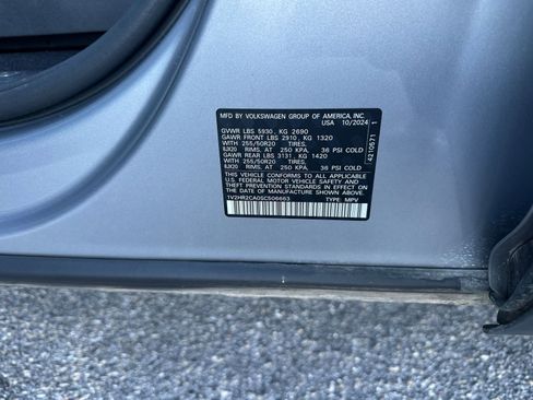 Used 2025 Volkswagen Atlas SE image 29