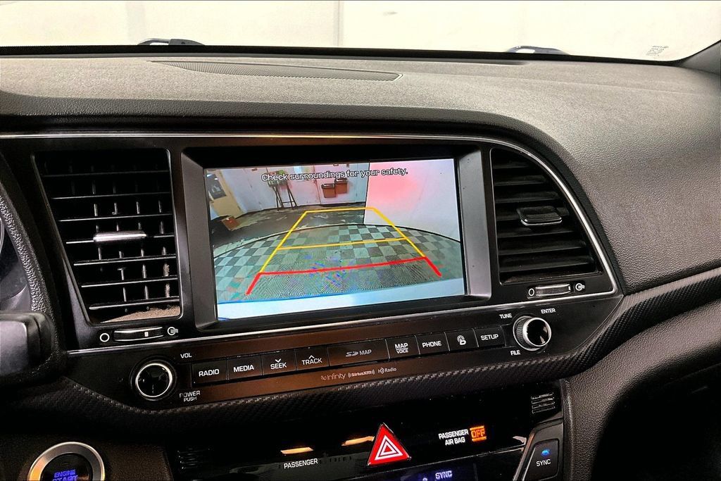Used 2018 Hyundai Elantra Sport w/ Sport Premium Package 03 FWD image 20