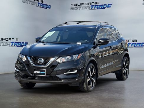 Used 2022 Nissan Rogue Sport SL FWD image 9
