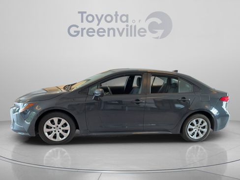 Used 2024 Toyota Corolla LE FWD image 2