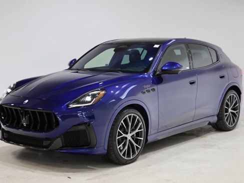 Used 2024 Maserati Grecale Trofeo AWD/4WD image 4