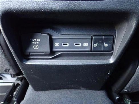 New 2026 Jeep Grand Cherokee Limited AWD/4WD image 11