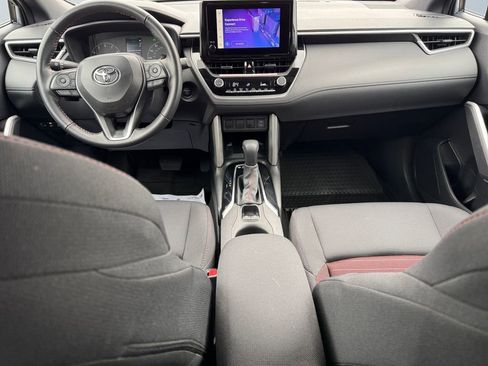 Used 2024 Toyota Corolla Cross AWD Hybrid image 10