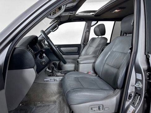 Used 2007 Toyota Land Cruiser image 22