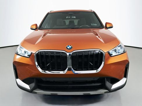 Used 2023 BMW X1 xDrive28i w/ Premium Package AWD/4WD image 2