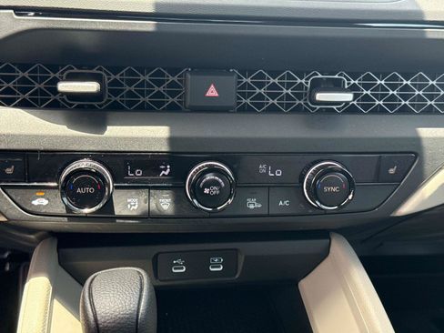Certified 2025 Honda Accord SE image 24
