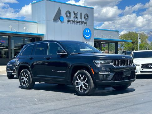 Used 2024 Jeep Grand Cherokee Limited AWD/4WD image 1