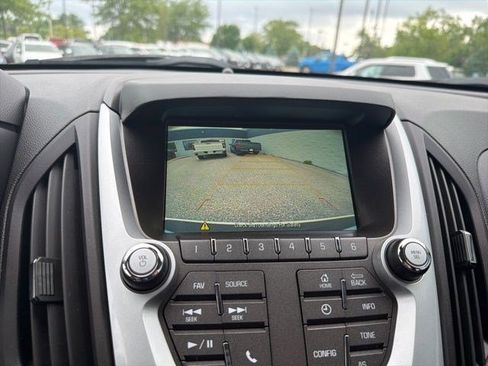 Used 2017 Chevrolet Equinox LS AWD/4WD image 28