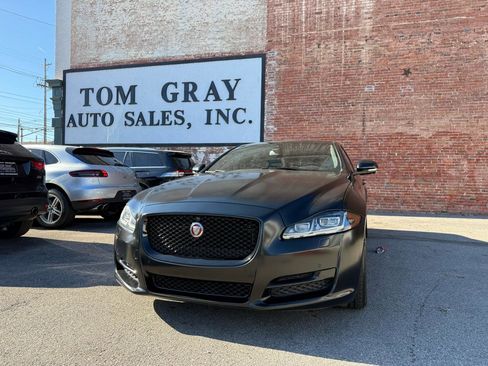 Used 2016 Jaguar XJ L Portfolio image 1