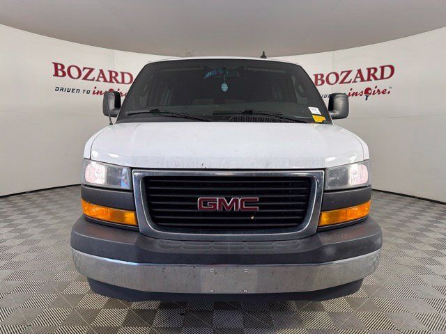Used 2020 GMC Savana 2500 w/ Driver Convenience Package RWD image 2
