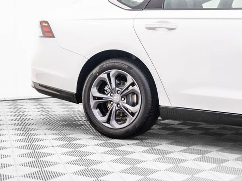 New 2026 Honda Accord EX-L image 34