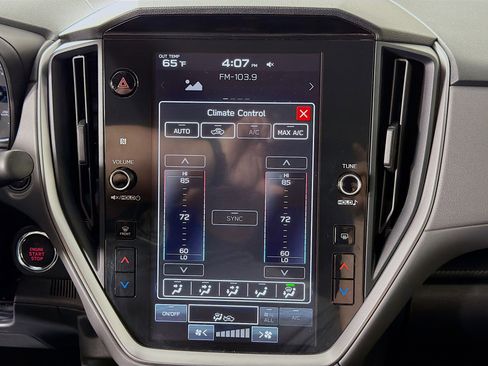 Used 2025 Subaru Crosstrek 2.0i Premium image 18