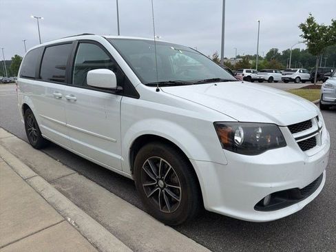 Used 2017 Dodge Grand Caravan GT FWD image 6