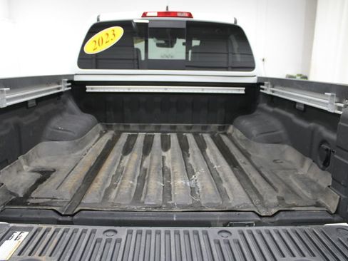 Used 2023 Nissan Frontier PRO-4X w/ Pro-4X Premium Package image 17