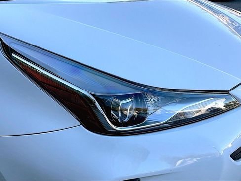 Used 2022 Toyota Prius L Eco image 34