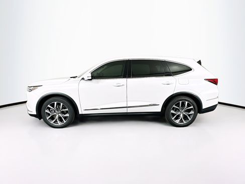 Used 2024 Acura MDX SH-AWD w/ Technology Package image 4