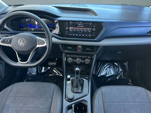 Used 2024 Volkswagen Taos SE w/ Black Wheel Plus Package AWD/4WD image 16