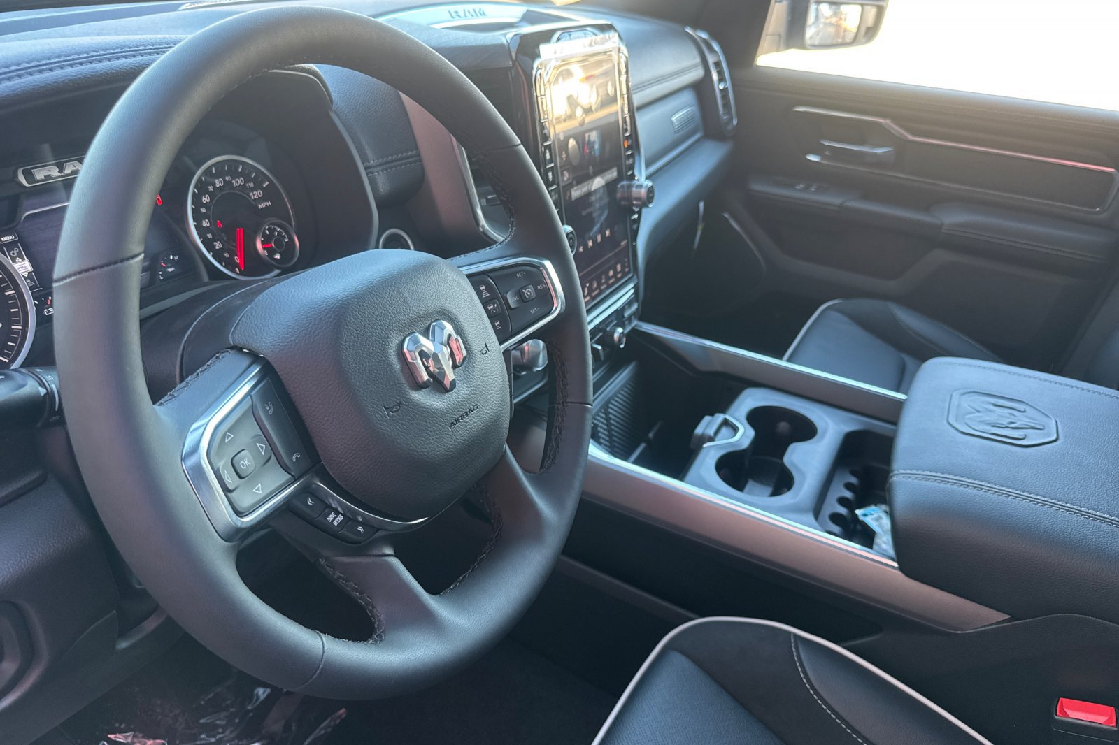 New 2026 RAM 1500 Laramie w/ Night Edition AWD/4WD image 9