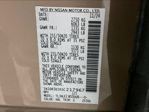 Used 2025 Nissan Pathfinder Platinum w/ Cargo Package AWD/4WD image 42