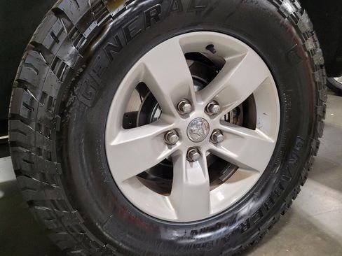 Used 2019 RAM 1500 Tradesman w/ Popular Equipment Group AWD/4WD image 31