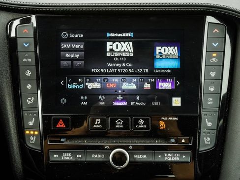 Used 2020 INFINITI QX50 Sensory w/ Proactive Package AWD/4WD image 26