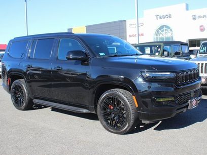 Used 2024 Jeep Wagoneer 4WD w/ Premium Group I