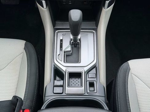 Certified 2024 Subaru Forester AWD/4WD image 21