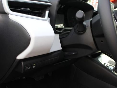 Certified 2026 Toyota Corolla SE FWD image 44