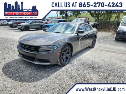 Used 2020 Dodge Charger SXT w/ Blacktop Package