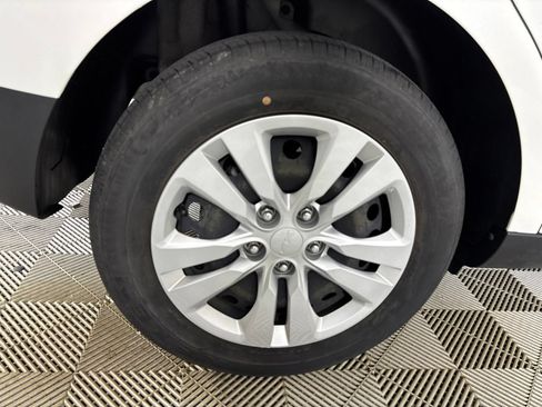 Used 2022 Kia Soul LX FWD image 32