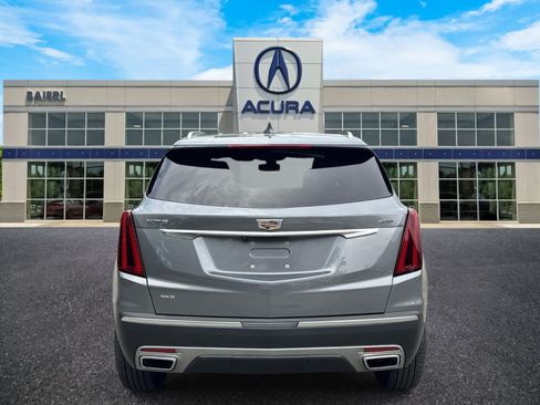 Used 2020 Cadillac XT5 Premium Luxury AWD/4WD image 4