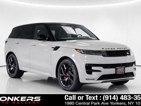 Used 2024 Land Rover Range Rover Sport Dynamic SE AWD/4WD image 5