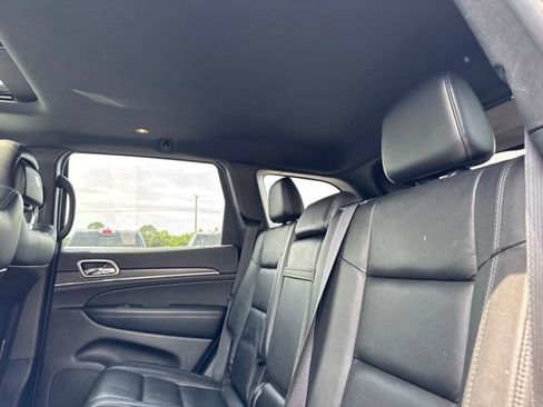 Used 2018 Jeep Grand Cherokee Limited AWD/4WD image 20