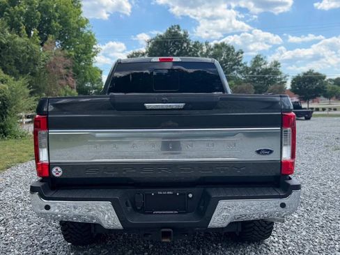 Used 2017 Ford F250 Lariat w/ Chrome Package AWD/4WD image 6