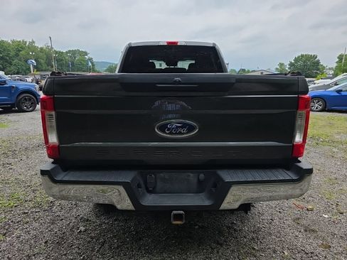 Used 2019 Ford F250 XLT AWD/4WD image 7