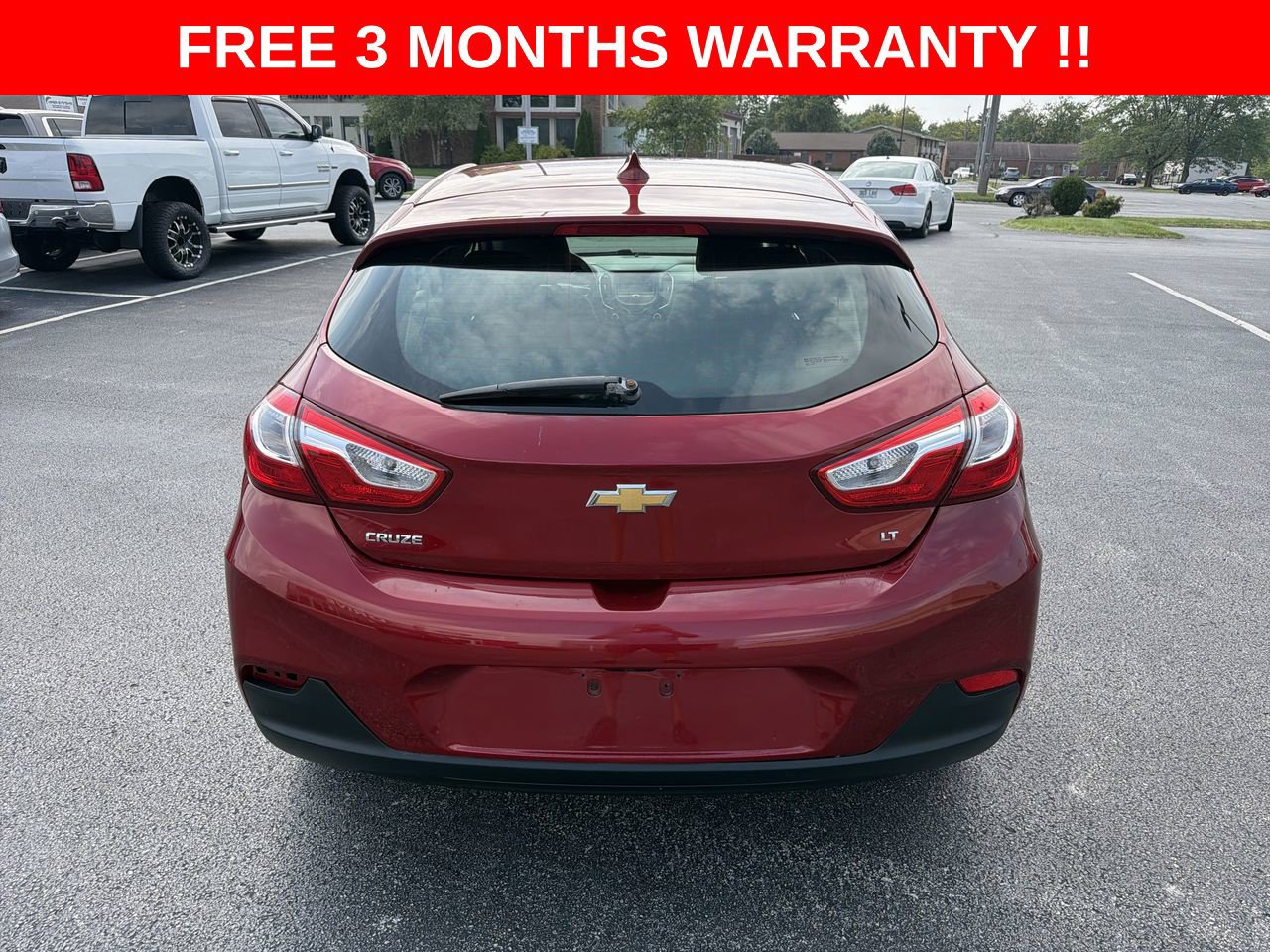 Used 2017 Chevrolet Cruze LT FWD image 28