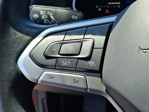 Used 2022 Volkswagen Jetta SE FWD image 18