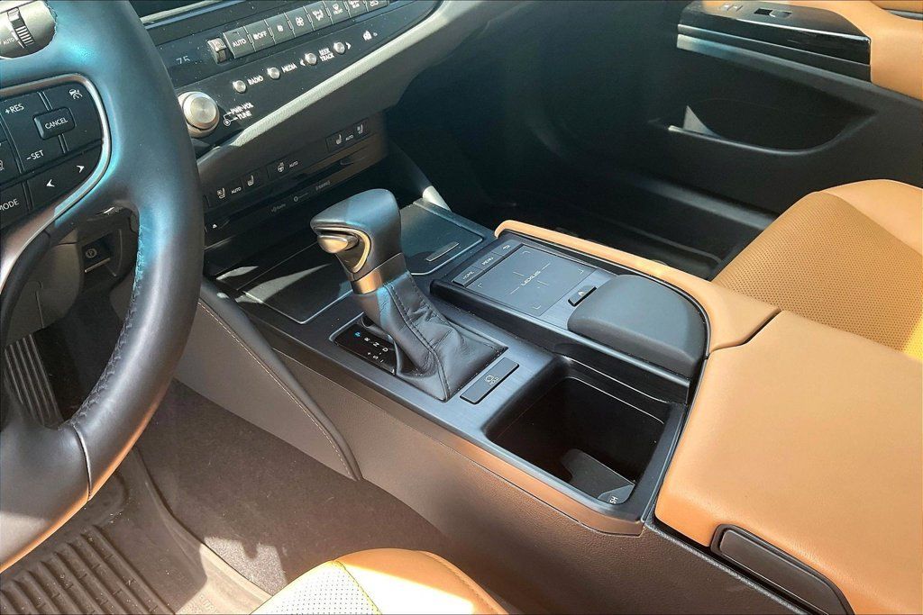 Used 2022 Lexus ES 350 w/ Premium Package FWD image 13