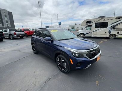 Used 2024 Kia Seltos EX