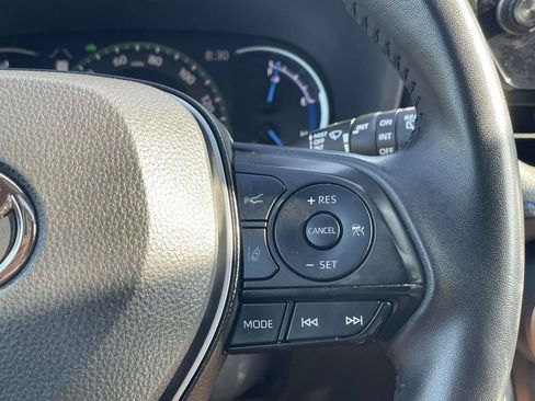 Used 2023 Toyota RAV4 XSE AWD/4WD image 31
