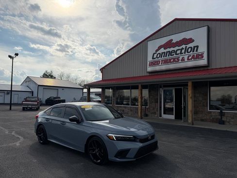 Used 2024 Honda Civic Sport image 2